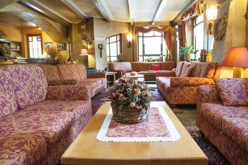 Hotel Vallée De Cogne Buitenkant foto